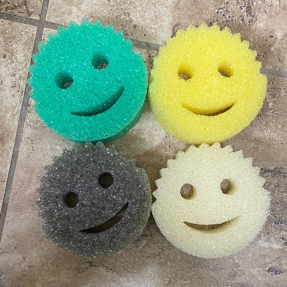 Scrub Mommy Sponges - Green, Yellow, Gray, Cream